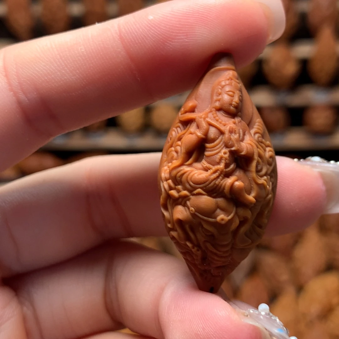橄榄核把件普贤菩萨
