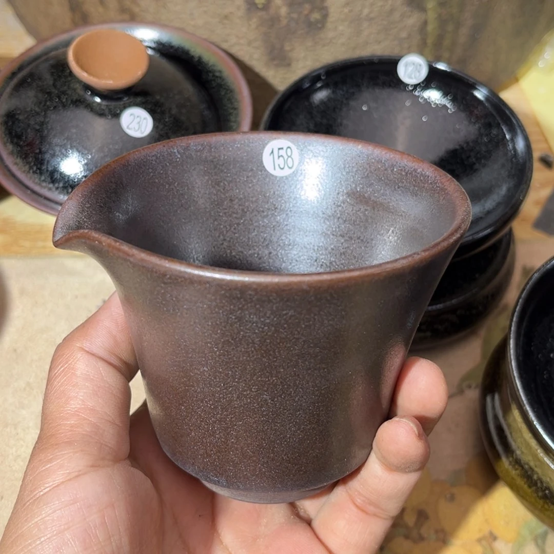 茶盏义兴龙窑坚持真柴烧