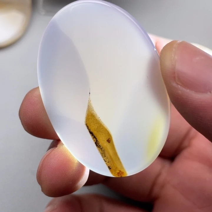 玛瑙/玉髓颈饰未镶嵌i