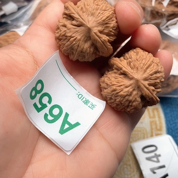 把件文玩核桃核桃