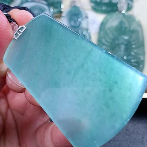 【闪购商品】翡翠颈饰未镶嵌天然翡翠