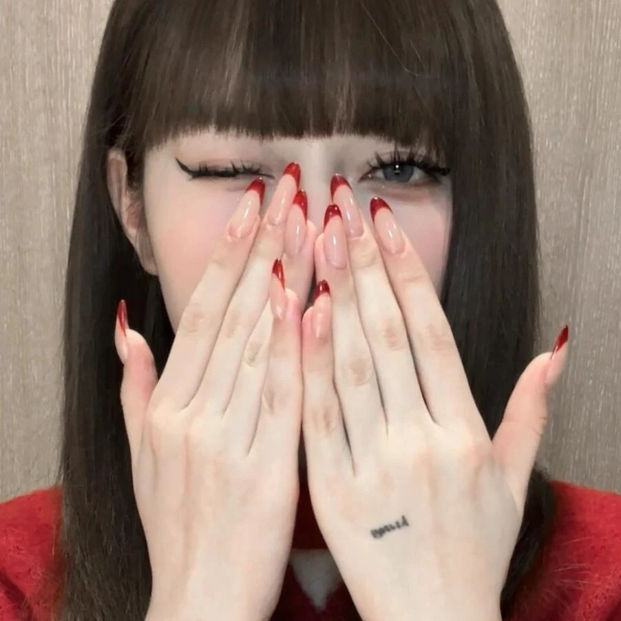 新年红色法式美甲纯手工穿戴甲精品长款显白成品美甲贴片假指甲贴