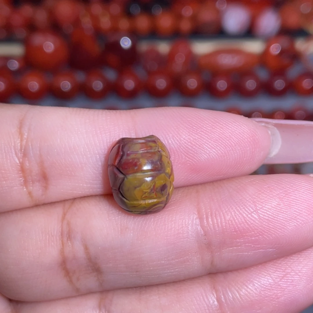 南红玛瑙未镶嵌包浆富甲天下