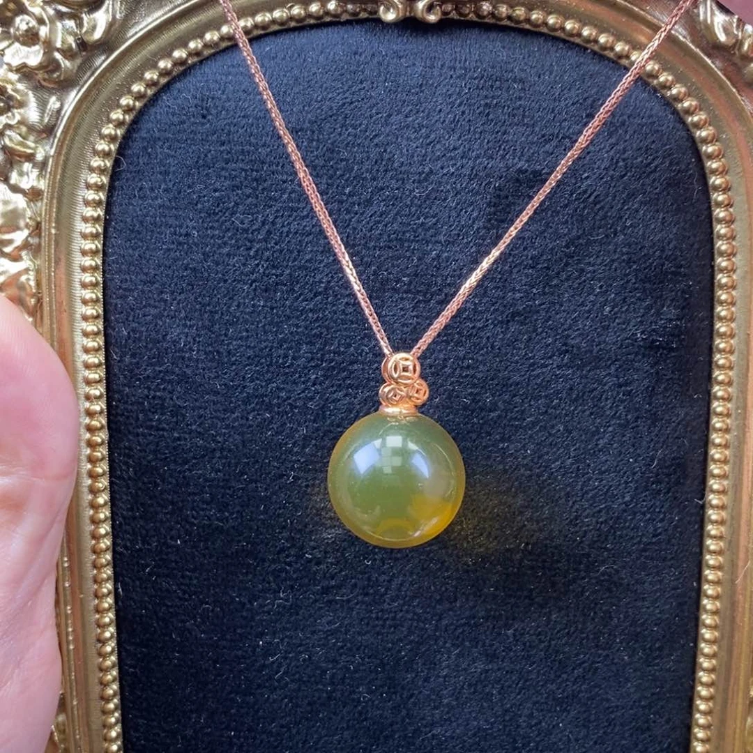 未镶嵌琥珀裸石成品