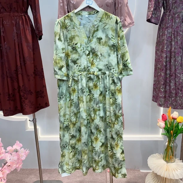 018 清高品质时尚小立领领气质收腰连衣裙