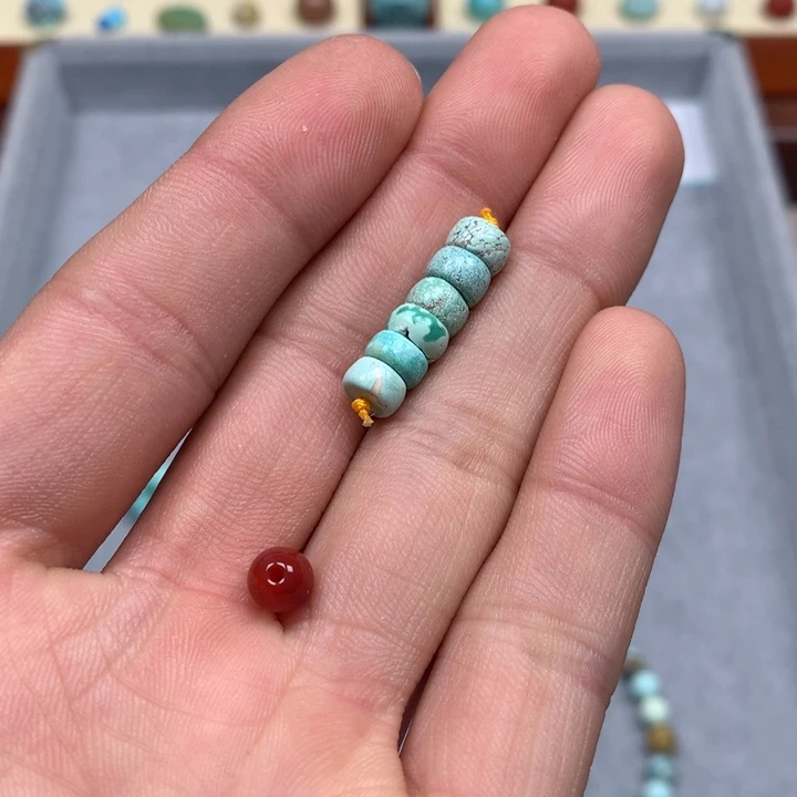 南红玛瑙配饰未镶嵌