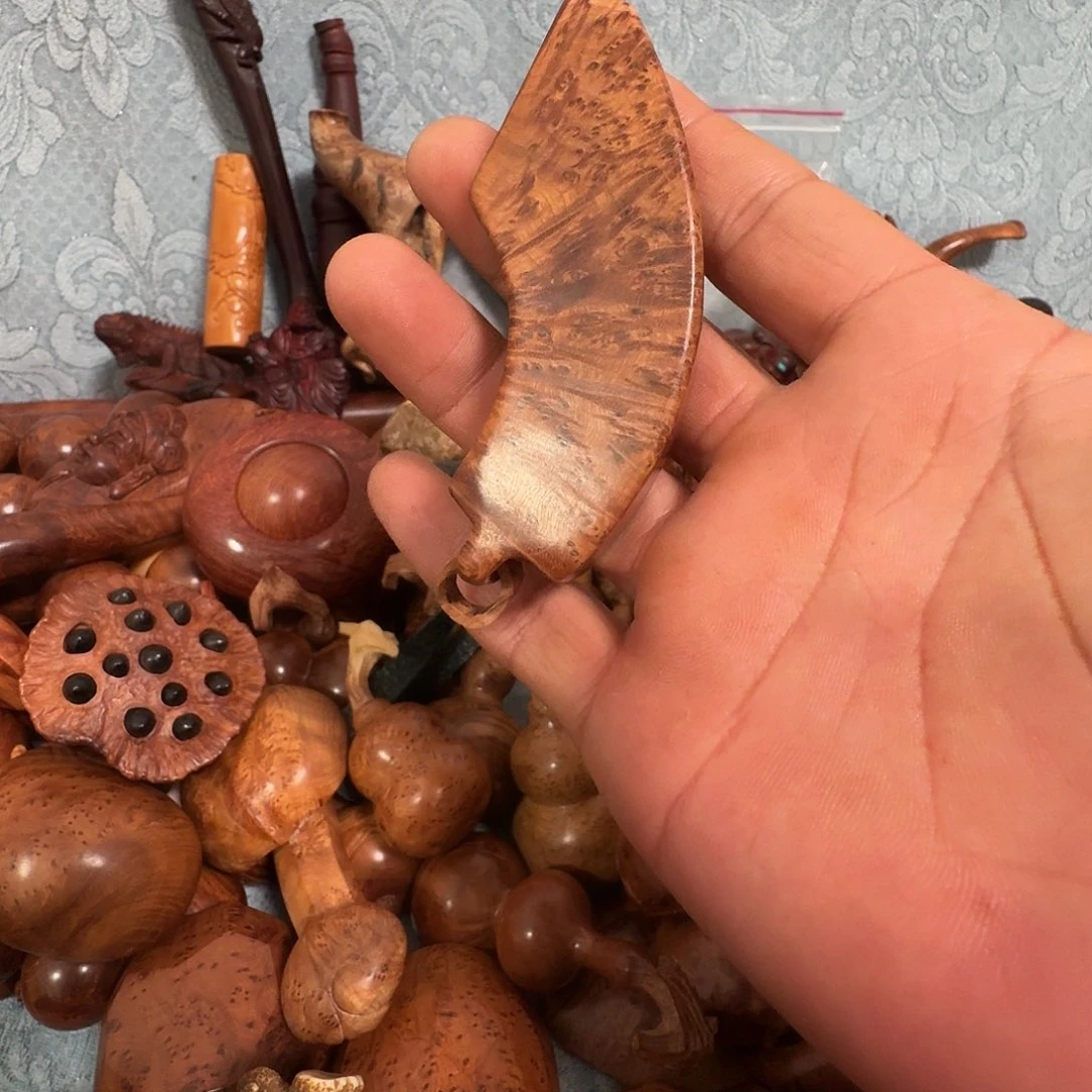 啊***龙木麻梨疙瘩手工雕刻把件