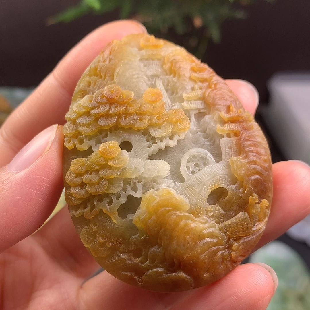 定制翡翠未镶嵌山水