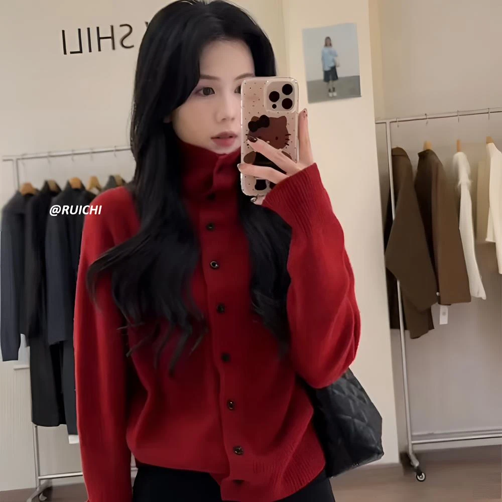 2025秋冬新款新年红高领韩系撞色纽扣复古宽松长袖针织开衫外套女