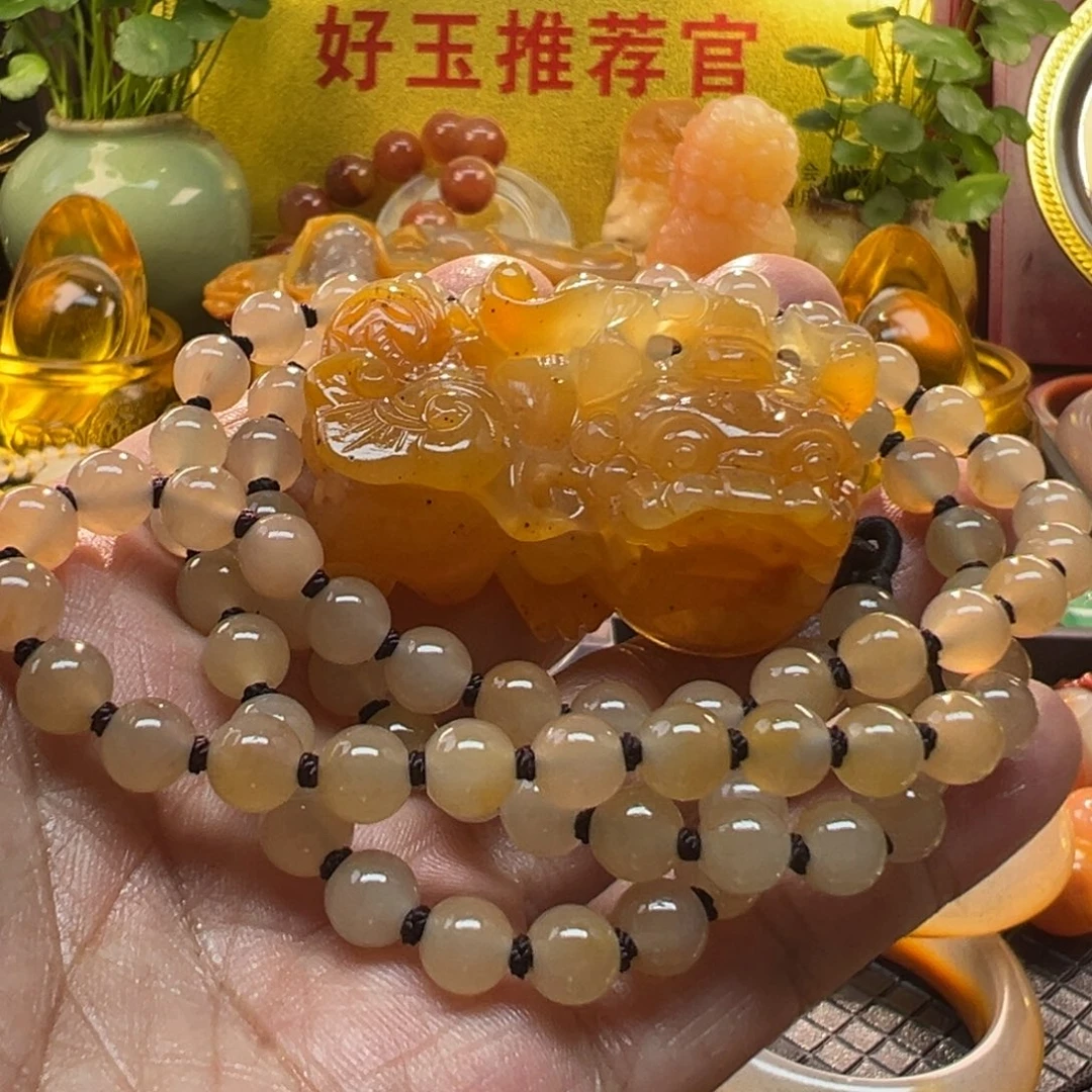 石英质玉未镶嵌颈饰