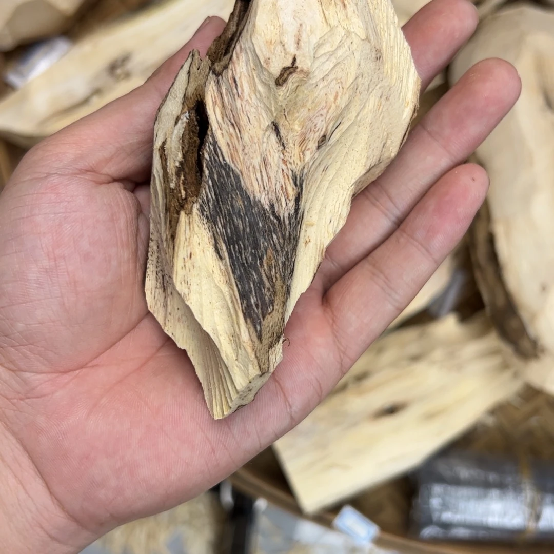 *****沉香碎屑沉香木原木胚料