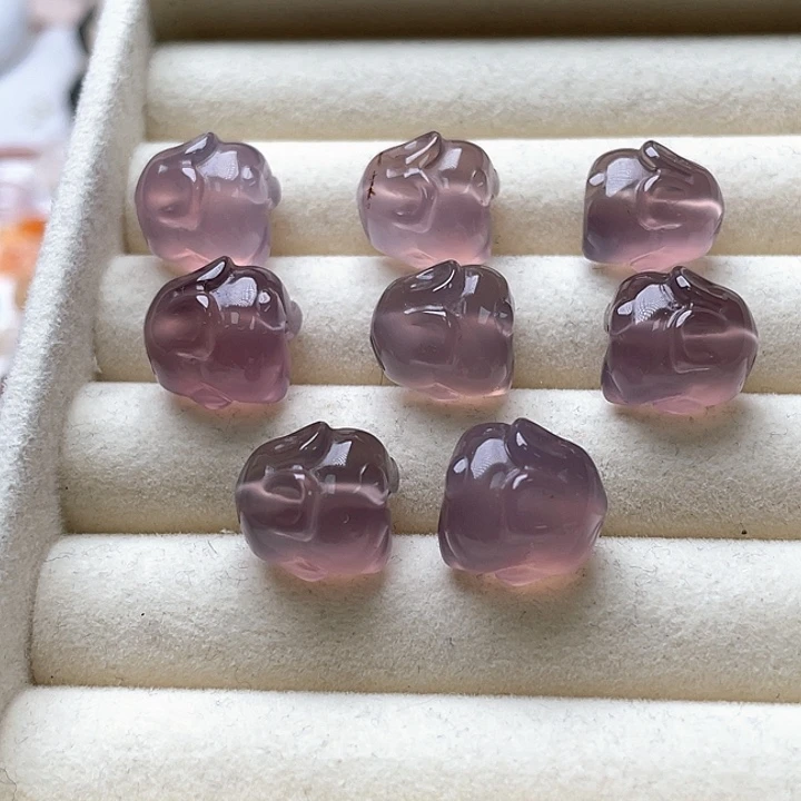 玛瑙/玉髓未镶嵌玛瑙趴趴兔