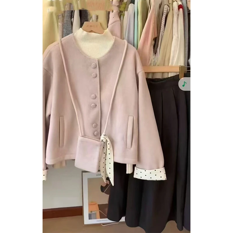 大码女装胖MM法式甜美设计感短外套女秋冬季新款宽松慵懒外穿上衣