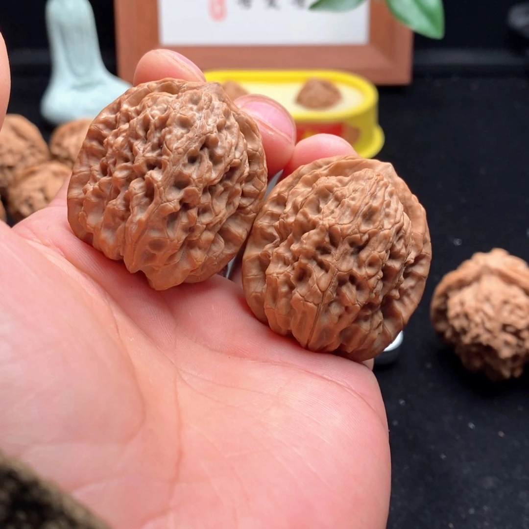 文玩核桃吊坠马老四37