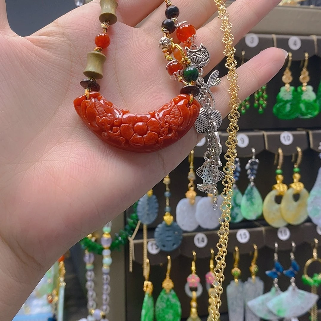 未镶嵌翡翠耳饰翡翠