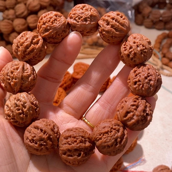 手串文玩核桃卖****啦…………