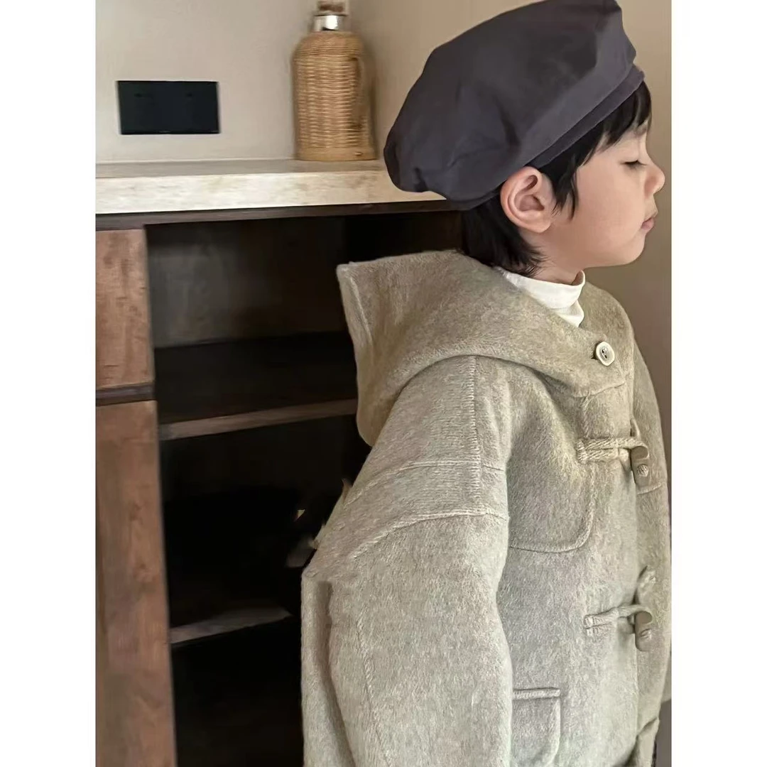 L2255儿童连帽牛角扣大衣