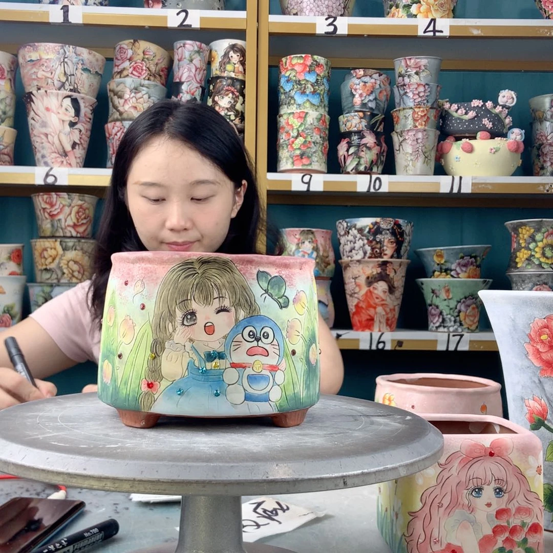 景德镇手工花盆585