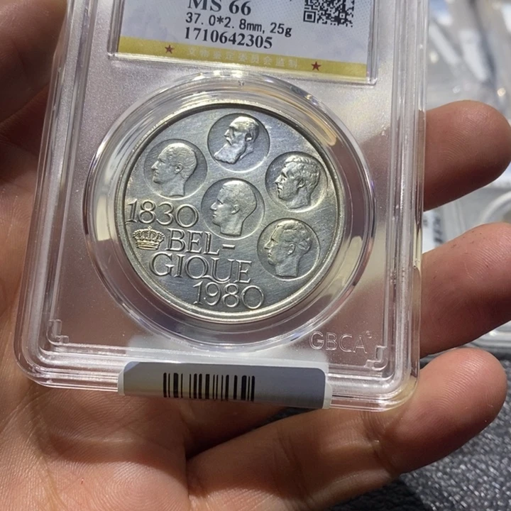 银萧****洲比利时8888888898