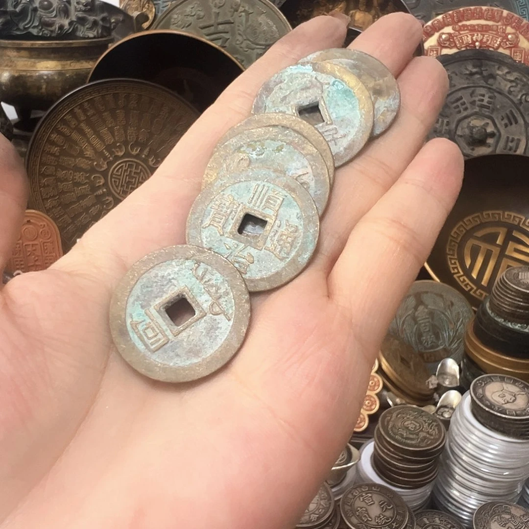 金属复古风格摆件