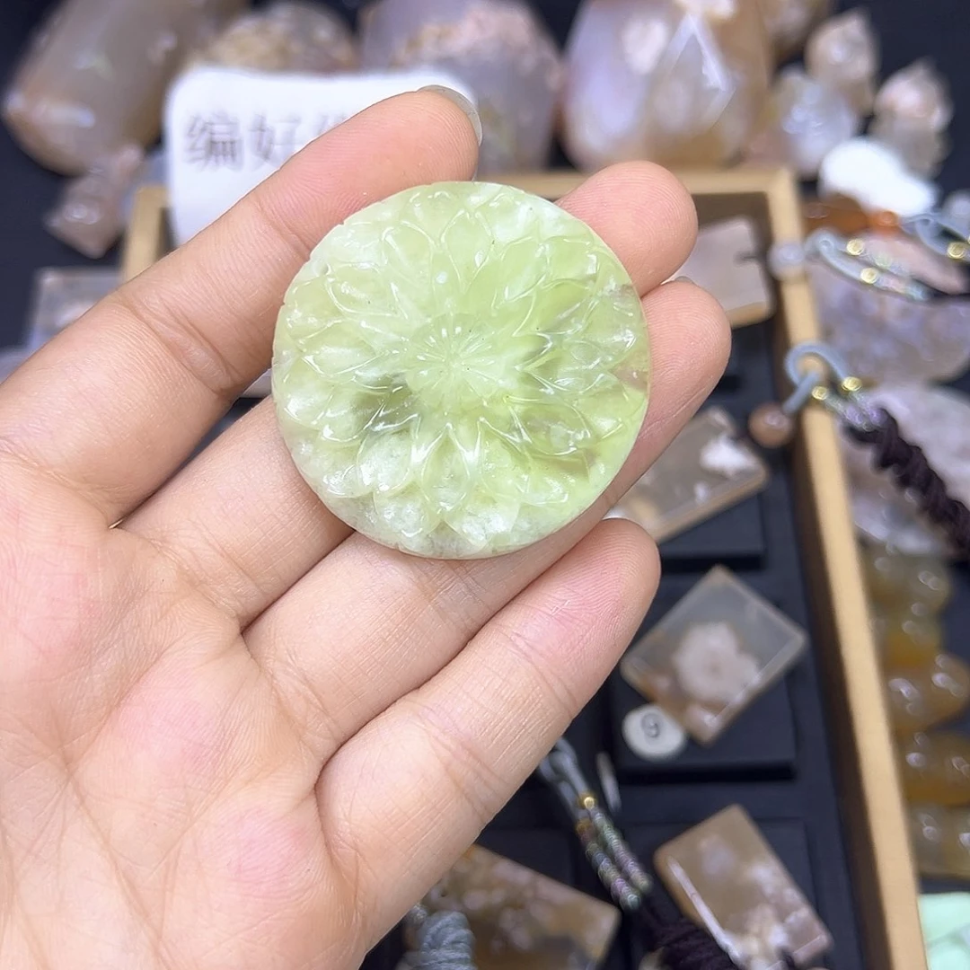 *****石英质玉未镶嵌吊坠(赠链)