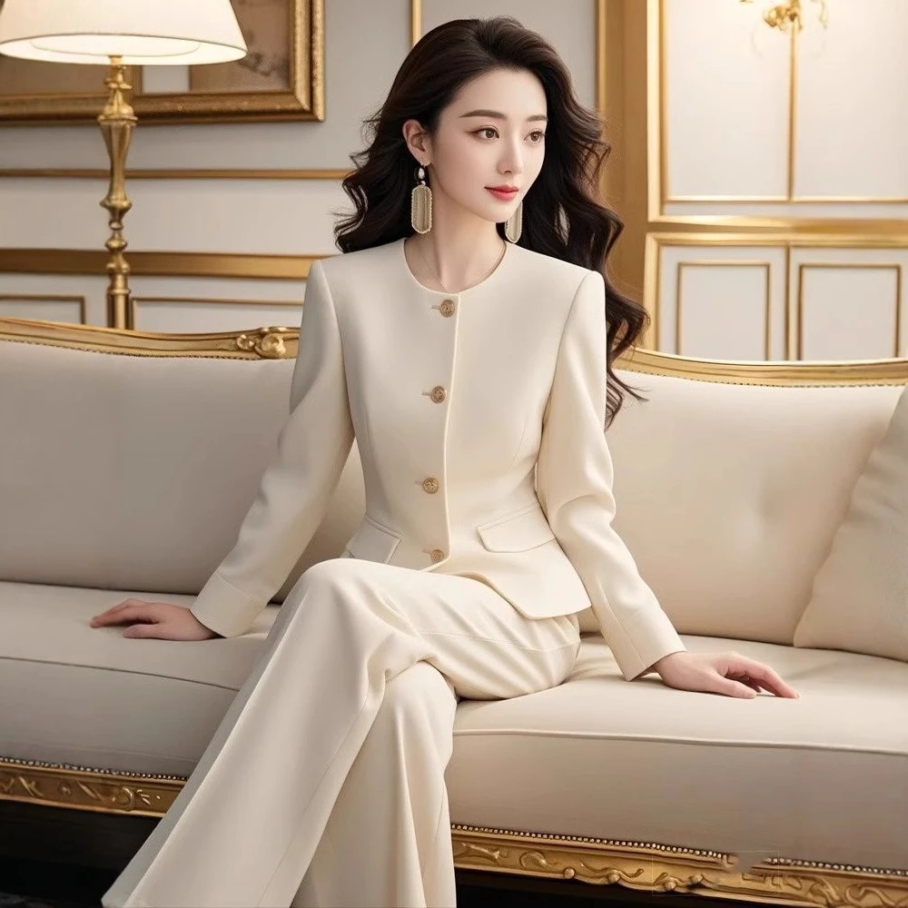 秋冬穿搭一整套大方得体显瘦洋气减龄气质高级感小香风白色套装裤