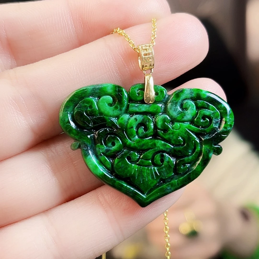 翡翠颈饰18K金镶嵌吊坠