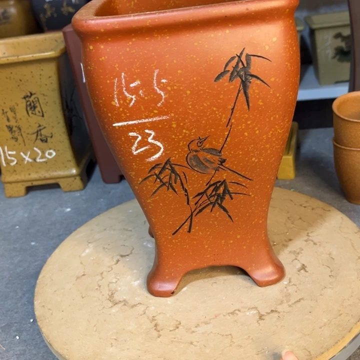 紫砂花盆紫砂花盆