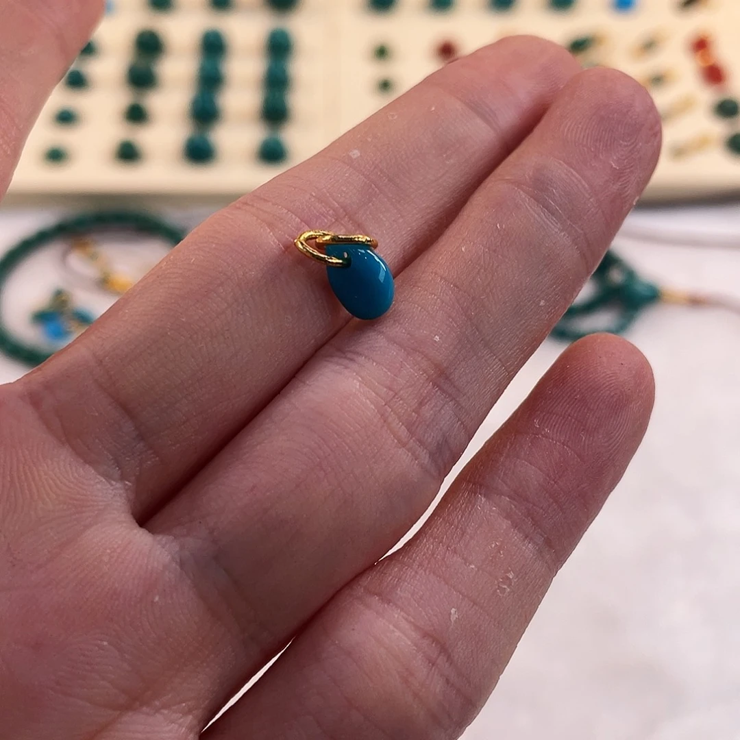 绿松石未镶嵌耳饰