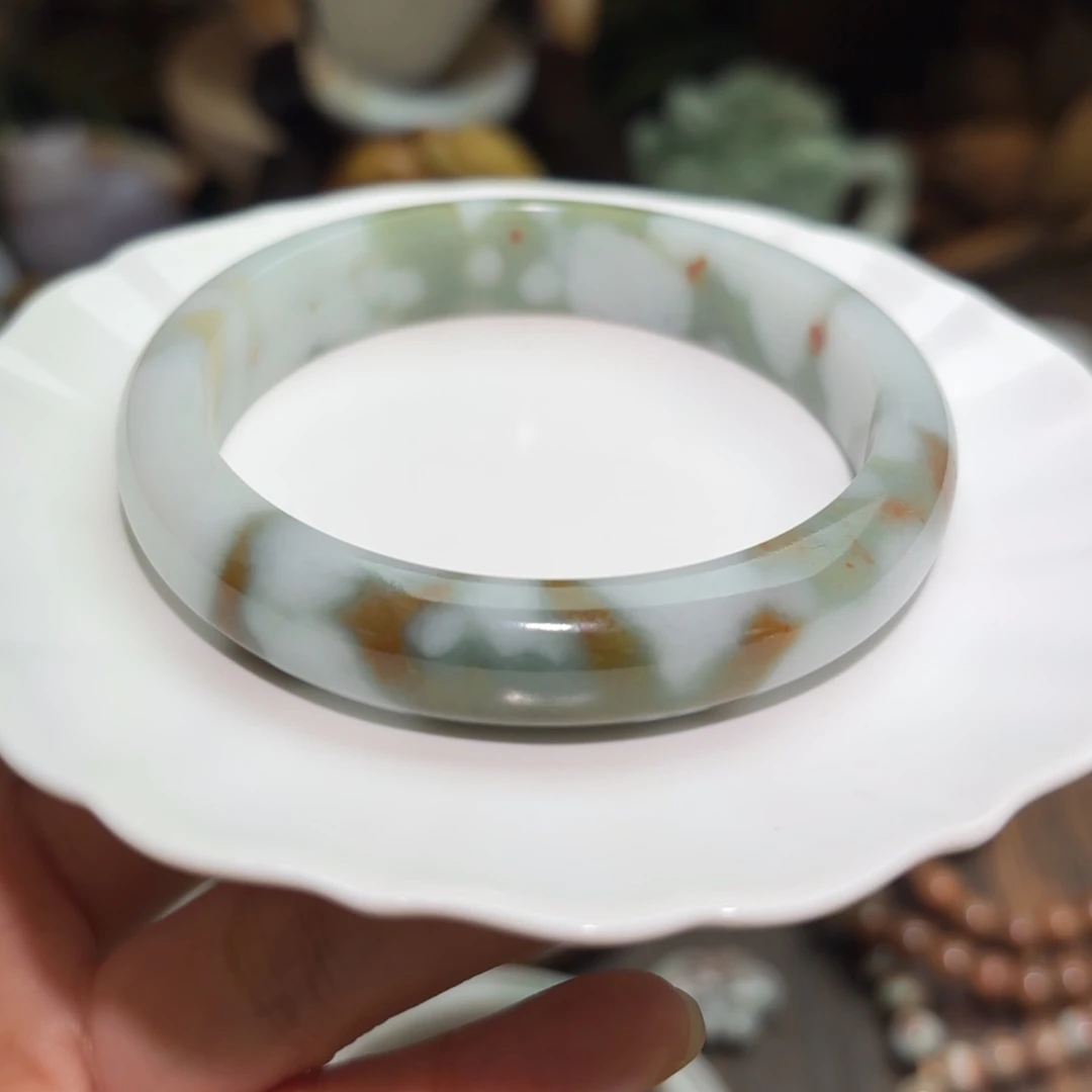 翡翠手镯未镶嵌南齐多彩秋香翡翠手镯