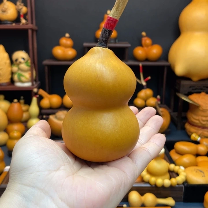 静***家静享生活葫芦手把件