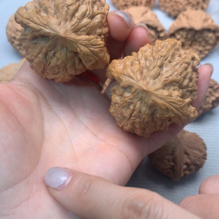 文玩核桃把件全品龙鼎50