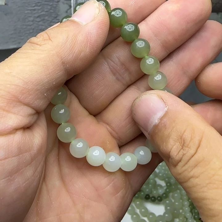 颈饰未镶嵌和田玉高冰8