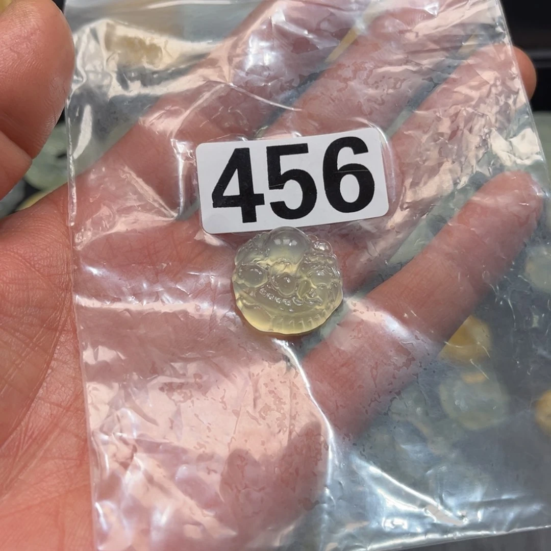 蛇纹石玉颈饰合金老****o
