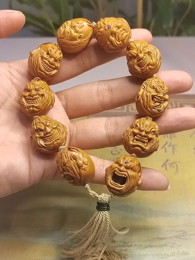 2.2四代恶僧多宝石镶嵌款，橄榄核雕手串