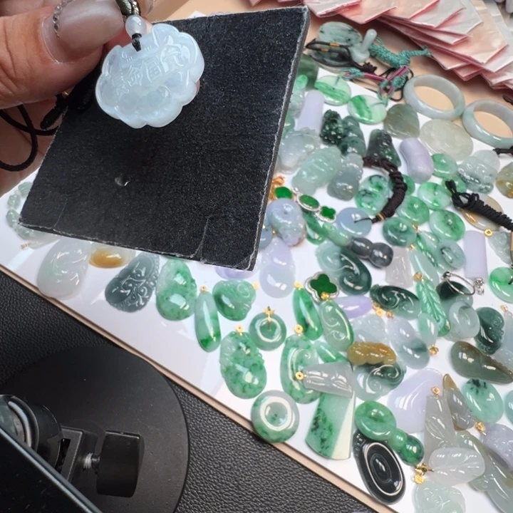 吊坠(不含链)未镶嵌翡翠29