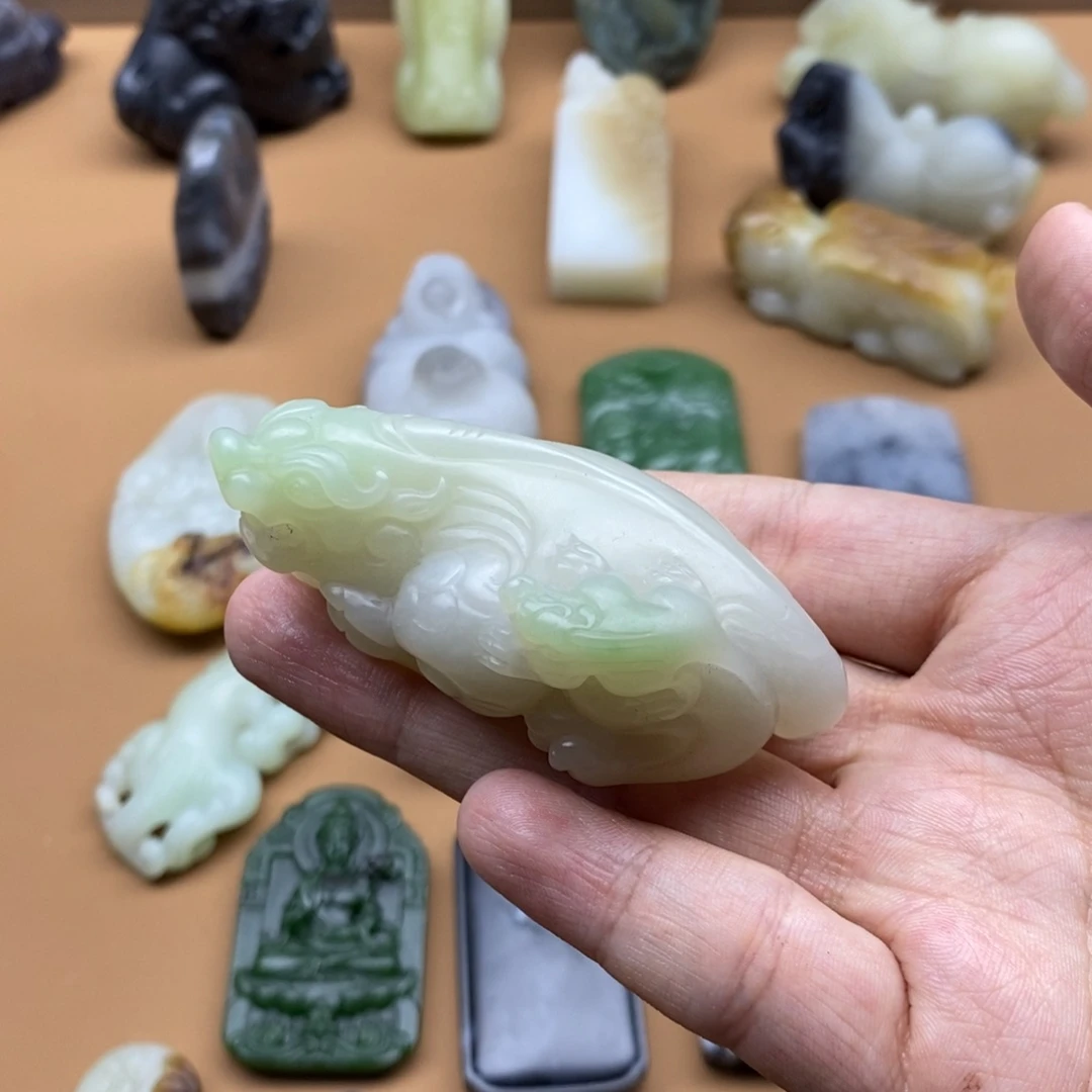 和田玉未镶嵌挂件╰****i