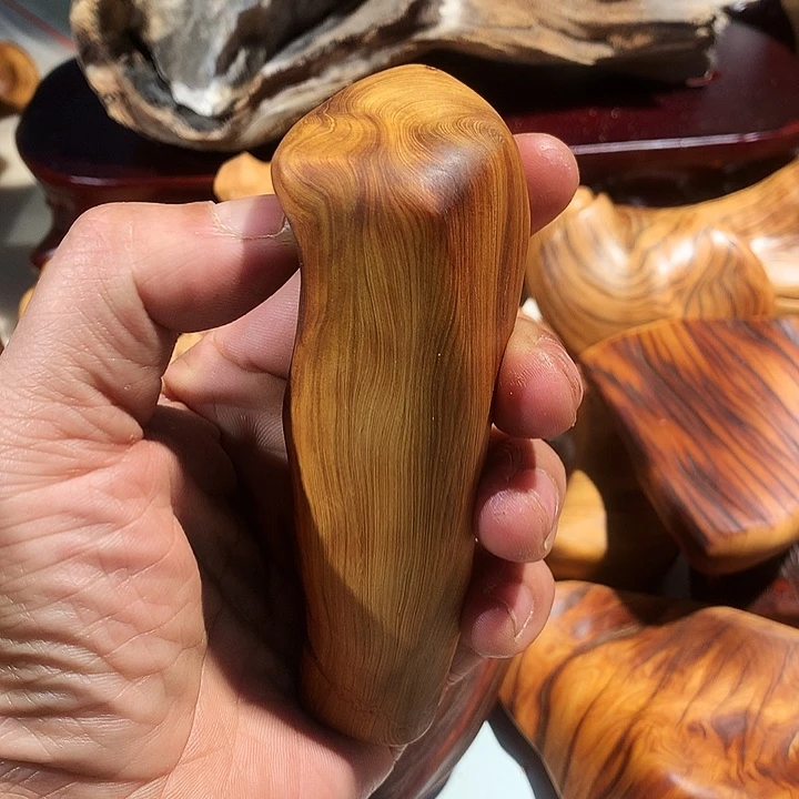 大****香榧木太行崖柏手把件