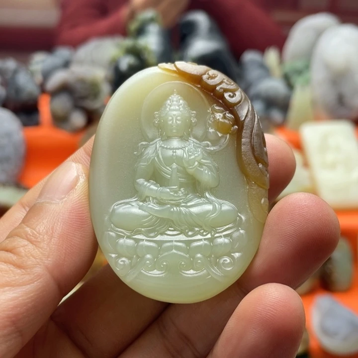未镶嵌和田玉（糖玉）挂件