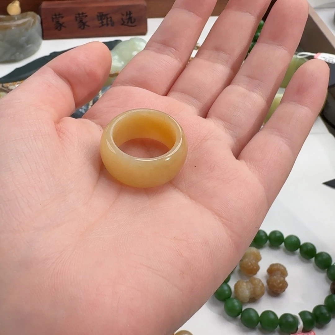 颈饰未镶嵌和田玉18