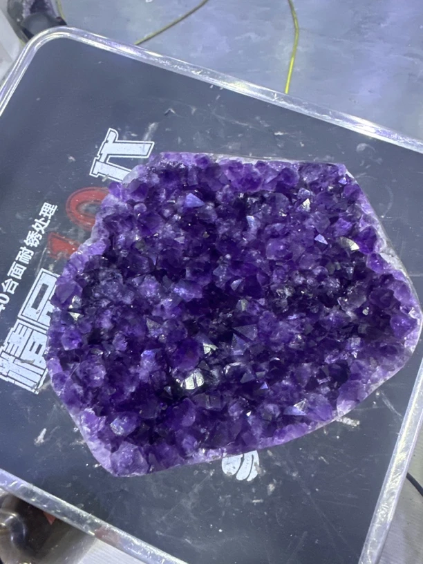 巴西乌拉圭紫水晶摆件