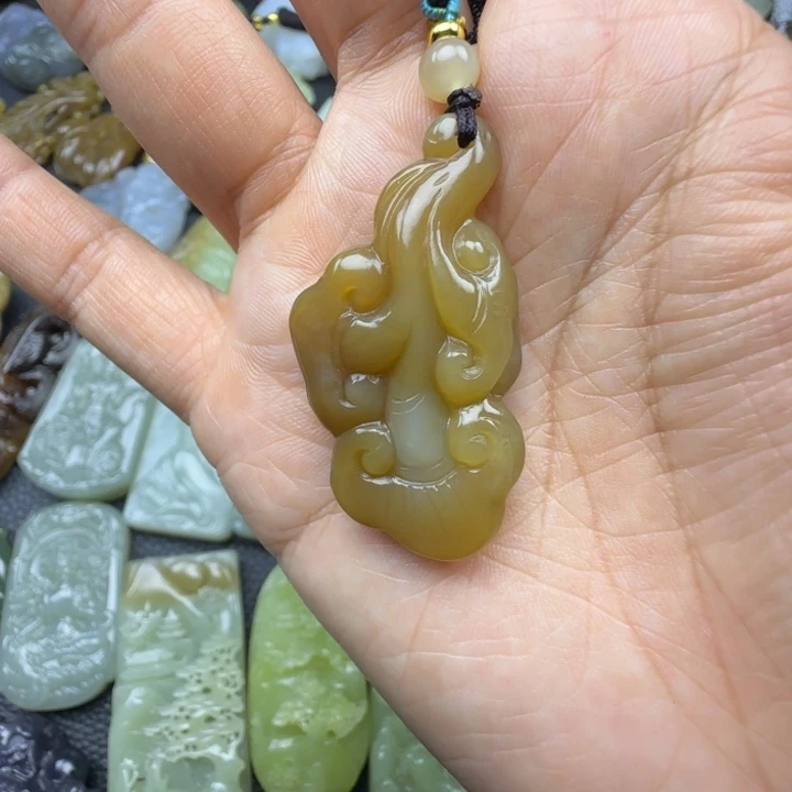 和田玉未镶嵌珠宝奇石