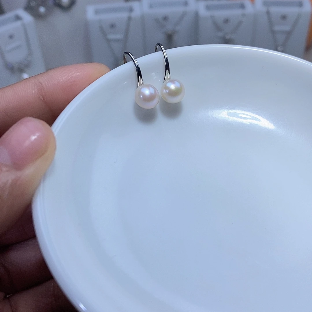 未镶嵌淡水珍珠耳饰