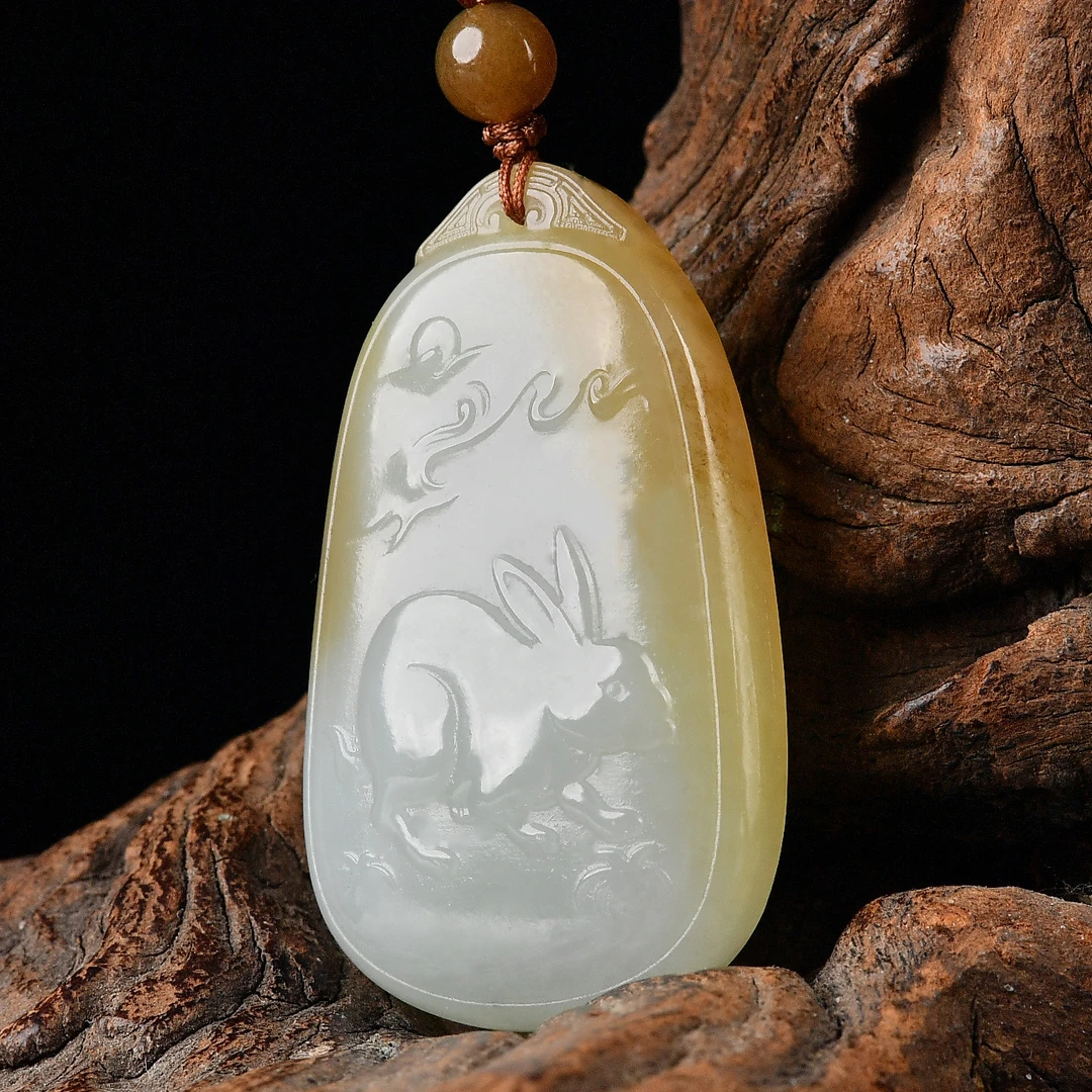 天然和田玉糖生肖兔吊坠男女款玉兔项链挂件小兔玉佩