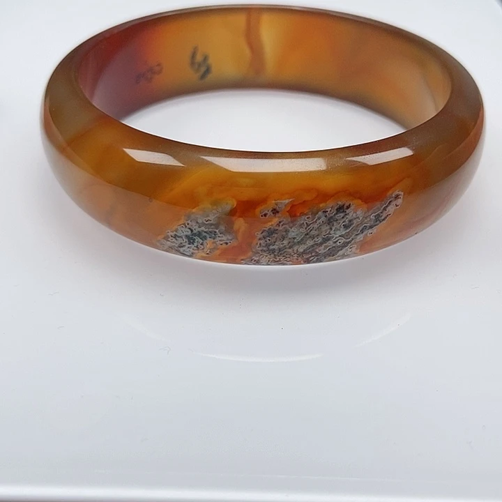 手镯玛瑙/玉髓未镶嵌