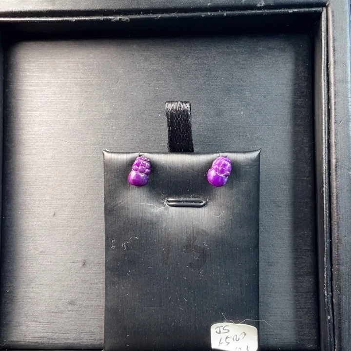 苏纪石（舒俱来）耳钉18K金镶嵌