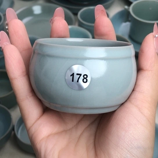 其他月白釉缸杯178