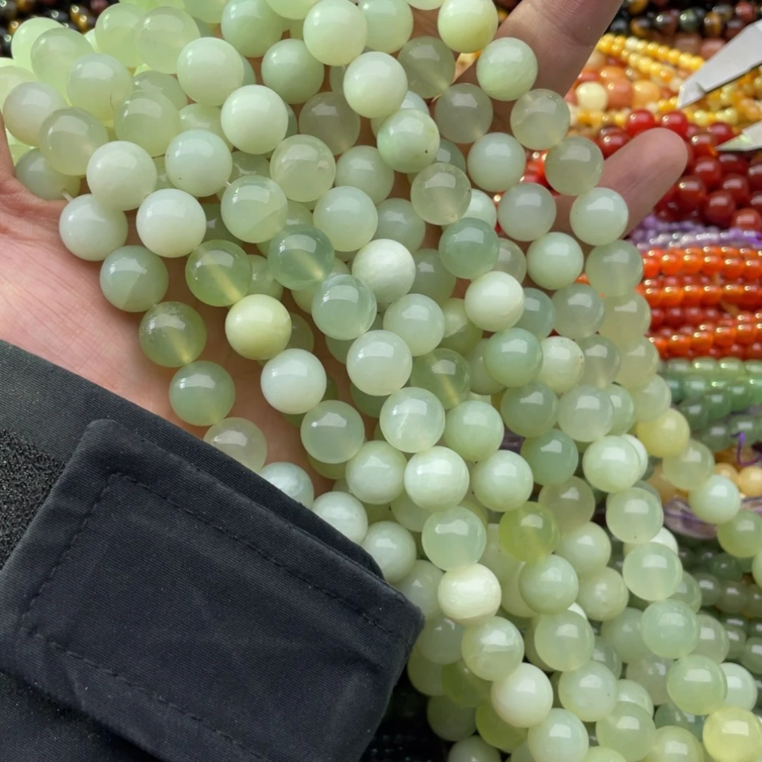 玛瑙/玉髓珠宝半成品未镶嵌一条装12mm白绿岫玉圆珠
