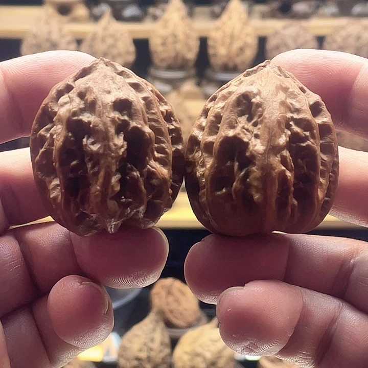 文玩核桃把件大粗筋12