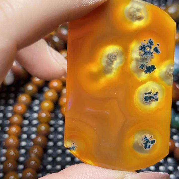 玛瑙/玉髓颈饰未镶嵌快***猫